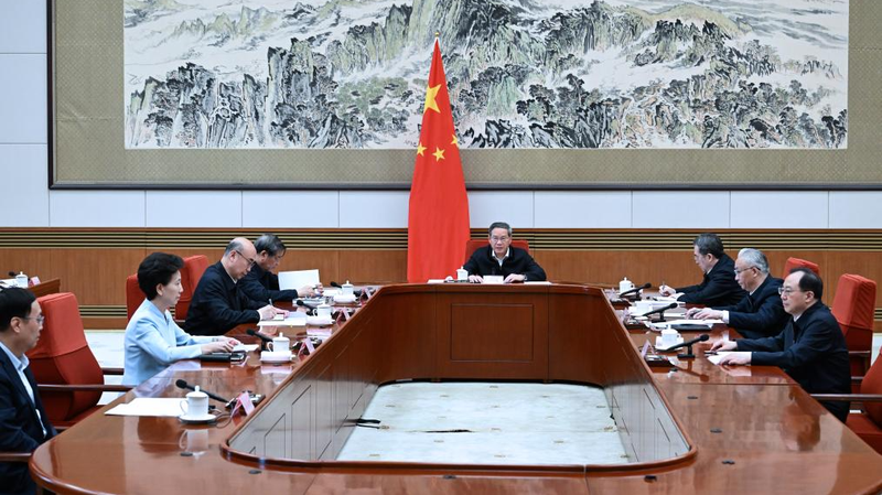 Chinese_Premier_Calls_for_Unified_Strategy_to_Mitigate_Economic_Risks - Khabar Asia Chinese_Premier_Calls_for_Unified_Strategy_to_Mitigate_Economic_Risks
