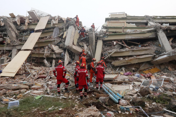 Chinese Rescue Teams Conclude Mission in Myanmar Chinese_Rescue_Teams_Conclude_Mission_in_Myanmar
