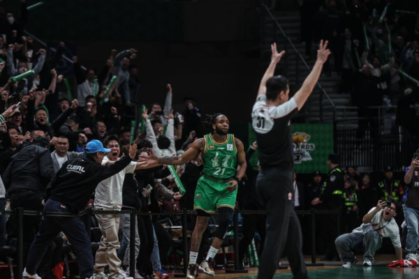 Liaoning Edges Xinjiang in Thrilling CBA Playoff Overtime Opener Liaoning_Edges_Xinjiang_in_Thrilling_CBA_Playoff_Overtime_Opener