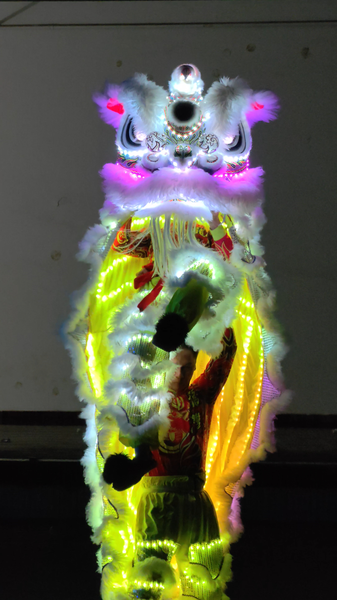 Lion_Dance_Reimagined__Glowing_LED_Spectacle_Blends_Tradition_and_Tech_poster - Khabar Asia Lion_Dance_Reimagined__Glowing_LED_Spectacle_Blends_Tradition_and_Tech video poster