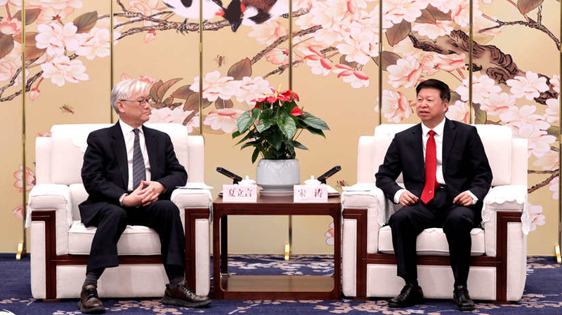 Mainland__KMT_Leaders_Reaffirm_Cross_Strait_Unity_in_Xuzhou_Meeting