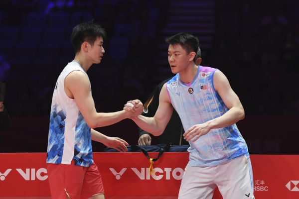 Malaysian, Chinese Badminton Stars Forge Off-Court Friendships Malaysian__Chinese_Badminton_Stars_Forge_Off_Court_Friendships video poster
