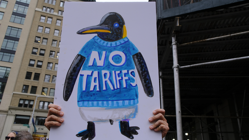 Mass_Protests_Sweep_US_and_Europe_Over_Trump_Administration_Policies