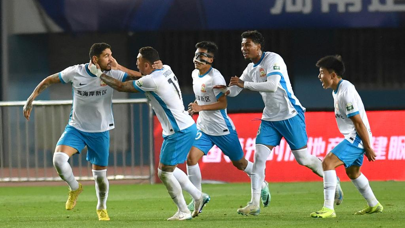 Qingdao_West_Coast_Stuns_Henan_with_Last_Minute_CSL_Comeback - Khabar Asia Qingdao_West_Coast_Stuns_Henan_with_Last_Minute_CSL_Comeback