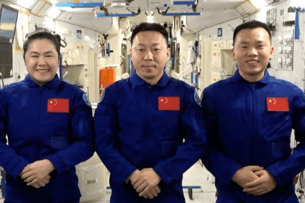 Shenzhou-19 Crew Welcomes Successors Ahead of Historic Space Day Launch Shenzhou_19_Crew_Welcomes_Successors_Ahead_of_Historic_Space_Day_Launch video poster