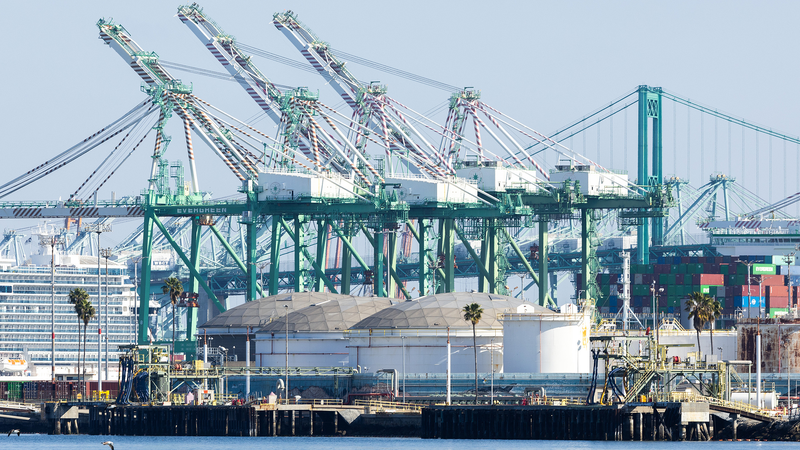 Top_Economists_Warn_US_Tariffs_Threaten_Global_Economic_Stability - Khabar Asia Top_Economists_Warn_US_Tariffs_Threaten_Global_Economic_Stability