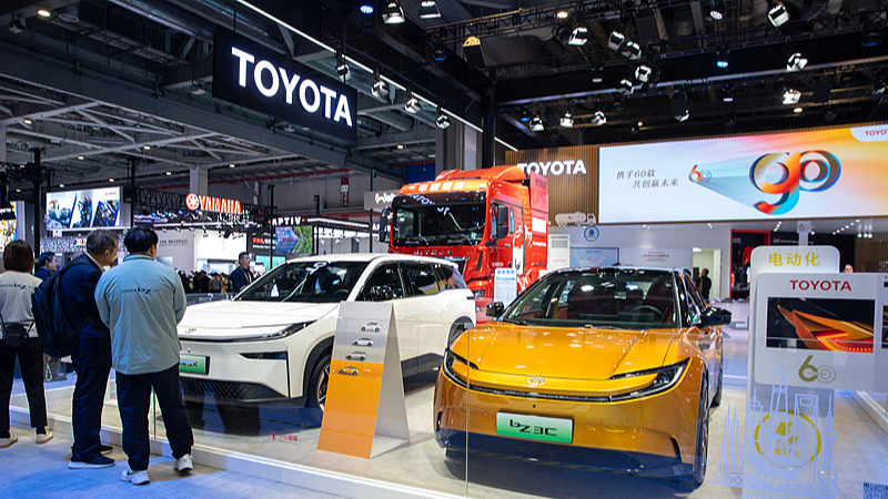 Toyota_Invests__2_Billion_in_Shanghai_EV_Plant_to_Boost_China_Presence - Khabar Asia Toyota_Invests__2_Billion_in_Shanghai_EV_Plant_to_Boost_China_Presence