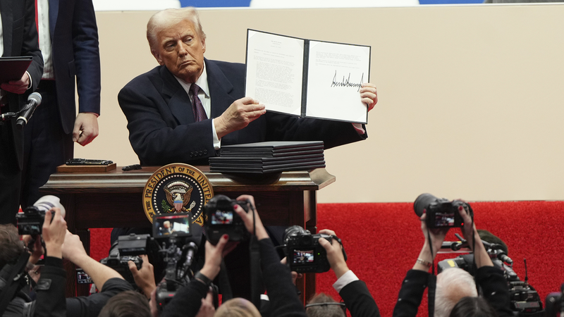 Trump_s_100_Day_Approval_Hits_Historic_Low_Amid_Economic_Fears - Khabar Asia Trump_s_100_Day_Approval_Hits_Historic_Low_Amid_Economic_Fears