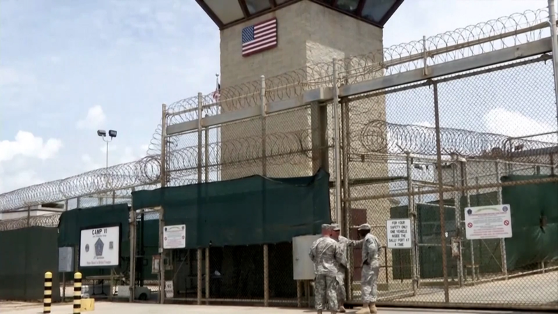 US_Senators_Decry__Wasteful__Guantanamo_Migrant_Operations video poster