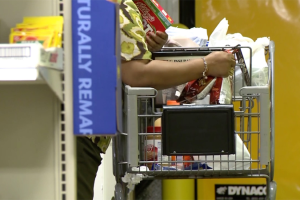 US_Shoppers_Stockpile_Goods_Ahead_of_Trump_Tariff_Hike video poster