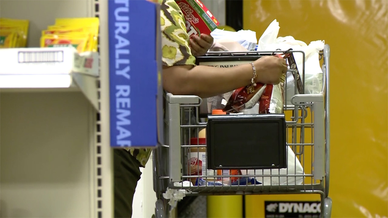 US_Shoppers_Stockpile_Goods_Ahead_of_Trump_Tariff_Hike video poster