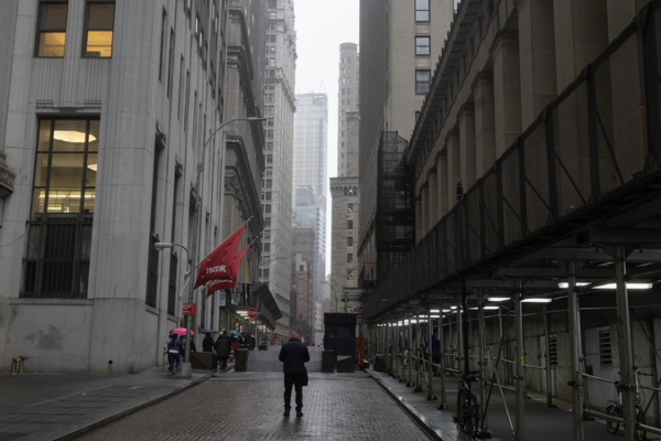 US Tariff Policies Trigger Business Confidence Crisis, Recession Fears Mount US_Tariff_Policies_Trigger_Business_Confidence_Crisis__Recession_Fears_Mount