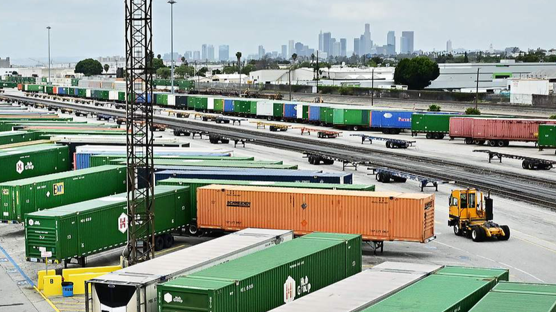 US_Tariffs_Backfire__Rising_Costs___Inflation_Hit_Consumers_Hard - Khabar Asia US_Tariffs_Backfire__Rising_Costs___Inflation_Hit_Consumers_Hard