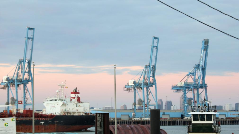 U_S__Tariffs_Ignite_Global_Retaliation__Market_Turbulence