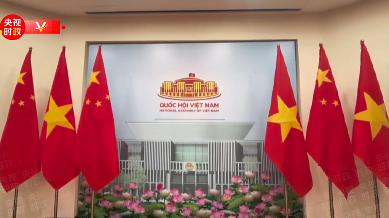 Xi_Jinping_Strengthens_Ties_with_Vietnam_in_Hanoi_Meeting