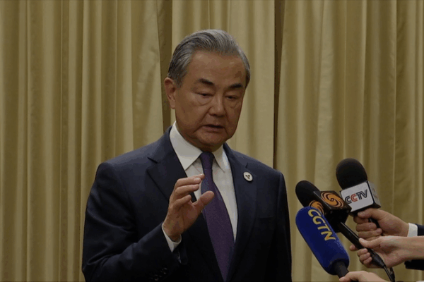 Xi’s Southeast Asia Tour Advances Regional Unity: Wang Yi Xi_s_Southeast_Asia_Tour_Advances_Regional_Unity__Wang_Yi video poster