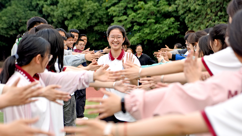 13.35 Million Students Gear Up for China’s Gaokao Exam 13_35_Million_Students_Gear_Up_for_China_s_Gaokao_Exam
