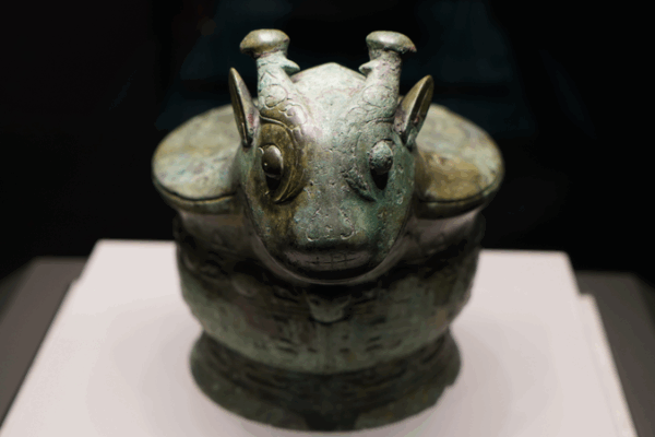 Ancient Bronze Wine Vessels Illuminate China’s Cultural Legacy Ancient Bronze Wine Vessels Illuminate China’s Cultural Legacy