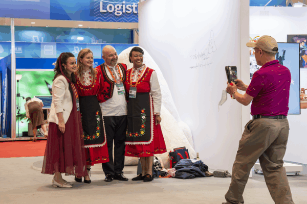 4th China-CEEC Expo in Ningbo Spotlights Tech Innovation, Global Collaboration 4th_China_CEEC_Expo_in_Ningbo_Spotlights_Tech_Innovation__Global_Collaboration