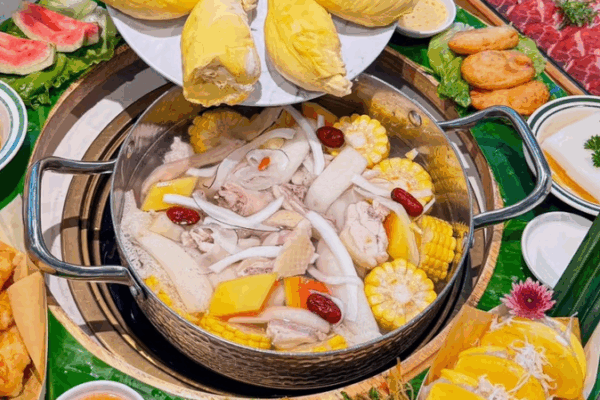 Hainan’s Coconut Chicken: A Tropical Culinary Sensation Sweeping China Hainan’s Coconut Chicken: A Tropical Culinary Sensation Sweeping China