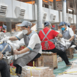 9AV2H8RG5LRESYL73G0A - Khabar Asia China’s ‘Hanger Capital’ Lipu Thrives Despite Trade Challenges