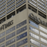 AI_Blunder_Exposed__Fake_Books_Recommended_in_Major_Newspapers