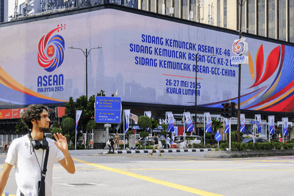 ASEAN Summit in Malaysia: Unity Tested Amid Global Shifts ASEAN_Summit_in_Malaysia__Unity_Tested_Amid_Global_Shifts