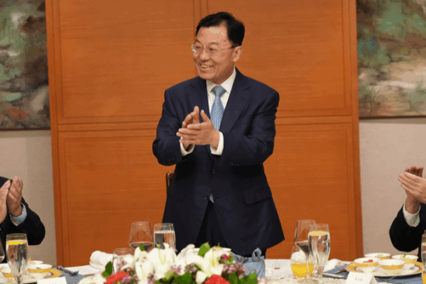Ambassador Xie Stresses Cross-Strait Unity at DC Dragon Boat Festival Ambassador_Xie_Stresses_Cross_Strait_Unity_at_DC_Dragon_Boat_Festival