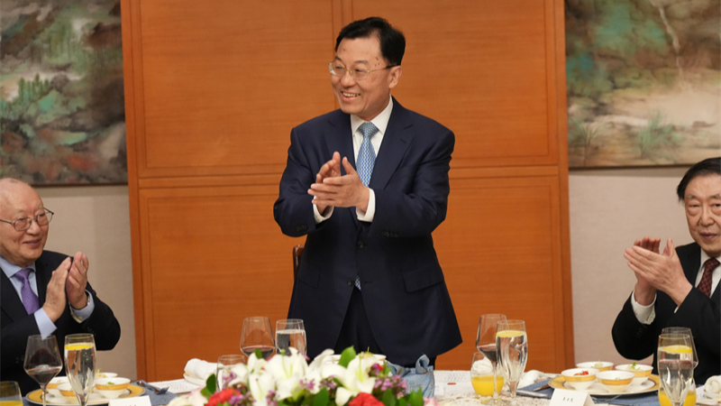 Ambassador_Xie_Stresses_Cross_Strait_Unity_at_DC_Dragon_Boat_Festival - Khabar Asia Ambassador_Xie_Stresses_Cross_Strait_Unity_at_DC_Dragon_Boat_Festival