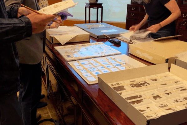 Ancient Chu Silk Manuscripts Repatriated to China After Decades Abroad Ancient_Chu_Silk_Manuscripts_Repatriated_to_China_After_Decades_Abroad video poster