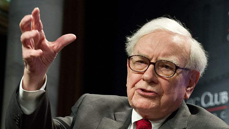 Buffett_Warns_Against_Trade_Weaponization_at_Berkshire_Meeting - Khabar Asia Buffett_Warns_Against_Trade_Weaponization_at_Berkshire_Meeting
