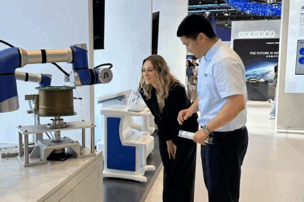 China-CEEC Expo Bridges Culture and Commerce in Global Partnership China_CEEC_Expo_Bridges_Culture_and_Commerce_in_Global_Partnership video poster