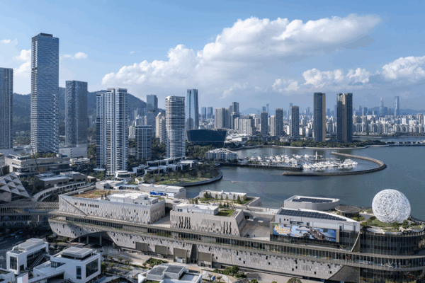 China Charts Path to Economic Resilience Amid Global Shifts China_Charts_Path_to_Economic_Resilience_Amid_Global_Shifts