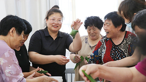 China Empowers Seniors Through Social Engagement Initiatives China_Empowers_Seniors_Through_Social_Engagement_Initiatives