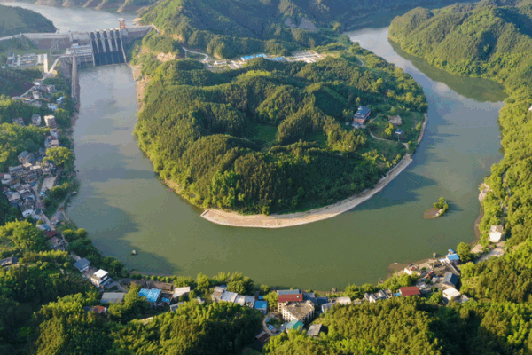 China Launches 2025-2027 Plan to Revitalize Rivers and Lakes China_Launches_2025_2027_Plan_to_Revitalize_Rivers_and_Lakes