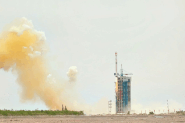 China Launches Shijian-26 Satellite to Boost Economic Development China_Launches_Shijian_26_Satellite_to_Boost_Economic_Development