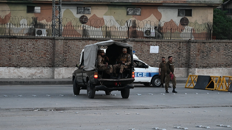 China_Offers_Support_for_Pakistan_India_Ceasefire