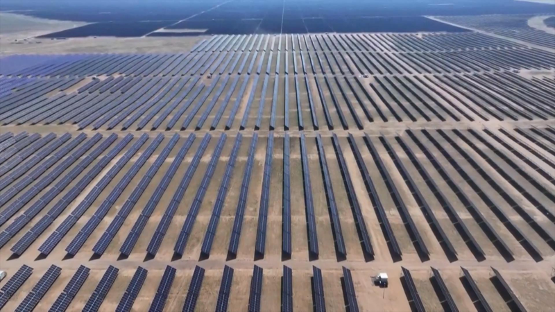 China_Unveils_Pioneering_Solar_Test_Base_in_Desert__Boosts_Renewable_Energy_Push - Khabar Asia China_Unveils_Pioneering_Solar_Test_Base_in_Desert__Boosts_Renewable_Energy_Push