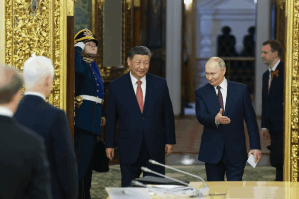 China, Russia Pledge Collaboration to Stabilize Global Trade Systems China__Russia_Pledge_Collaboration_to_Stabilize_Global_Trade_Systems
