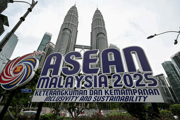 China and ASEAN Forge Closer Ties Amid U.S. Trade Pressures China_and_ASEAN_Forge_Closer_Ties_Amid_U_S__Trade_Pressures