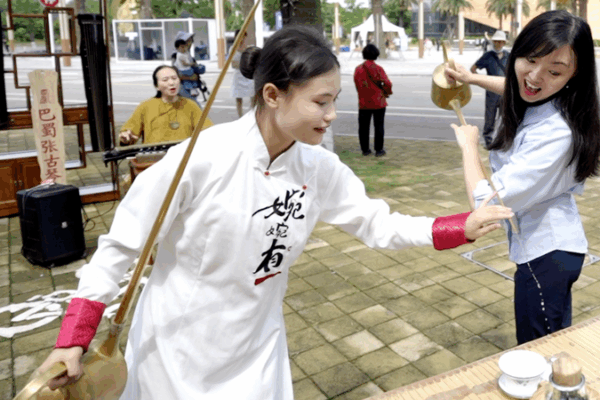 China’s Tea Culture Brews a High-Tech Future China_s_Tea_Culture_Brews_a_High_Tech_Future video poster