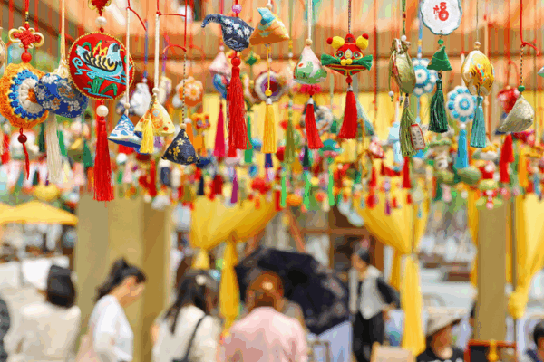 Dragon Boat Festival’s Ancient Health Wisdom Revealed Dragon_Boat_Festival_s_Ancient_Health_Wisdom_Revealed
