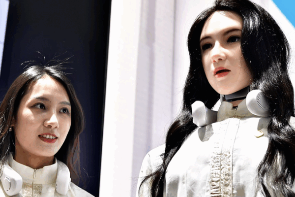 Bionic Robots Showcase Innovation at China’s Digital Summit Bionic Robots Showcase Innovation at China’s Digital Summit