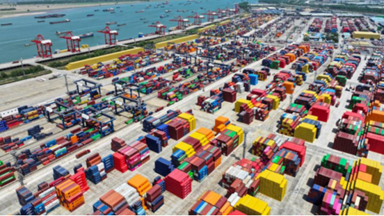 Global South Challenges U.S. Tariffs: A Fight for Economic Survival Global_South_Challenges_U_S__Tariffs__A_Fight_for_Economic_Survival