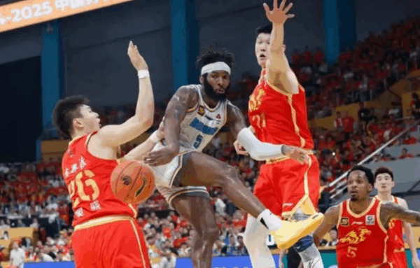 Guangsha Lions Even CBA Finals With Gritty Game 2 Victory Over Beijing Ducks Guangsha_Lions_Even_CBA_Finals_With_Gritty_Game_2_Victory_Over_Beijing_Ducks