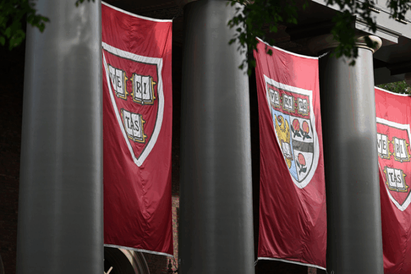 Harvard International Student Ban Sparks Global Debate Harvard_International_Student_Ban_Sparks_Global_Debate