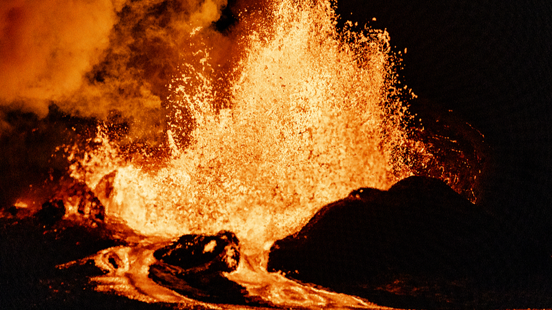 Hawaii_s_Kilauea_Volcano_Erupts_Again__Lava_Fountains_Reach_1_000_Feet video poster