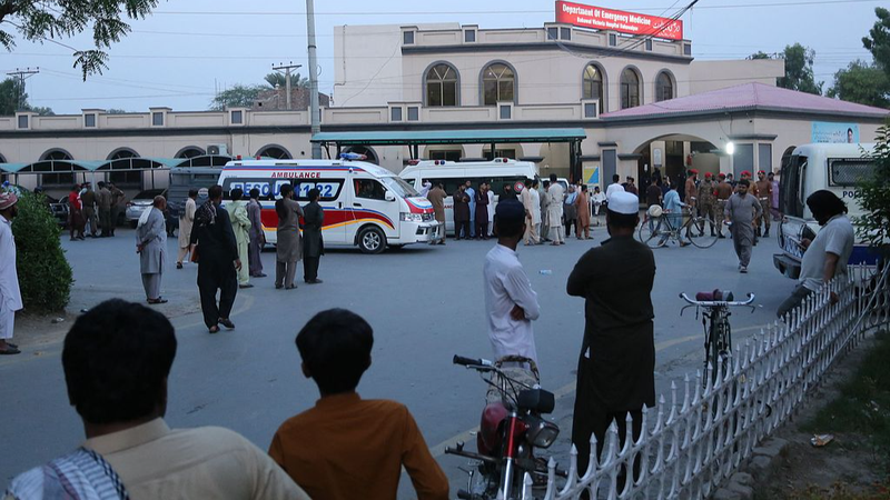 India-Pakistan Tensions Escalate: UN Urges Restraint as Clashes Intensify India_Pakistan_Tensions_Escalate__UN_Urges_Restraint_as_Clashes_Intensify video poster