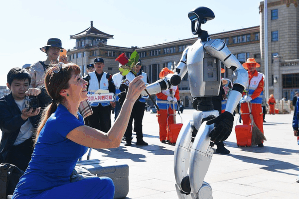 Robotics and AI Elevate Travel Experiences Across China’s Scenic Spots Robotics and AI Elevate Travel Experiences Across China’s Scenic Spots