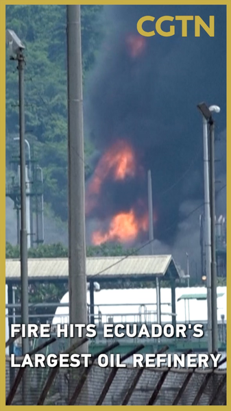 Major_Fire_Erupts_at_Ecuador_s_Largest_Oil_Refinery__Evacuations_Ordered video poster